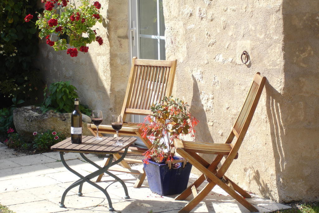 Le Relais Du Lyon D'Or Hotel Angles-sur-l'Anglin Room photo